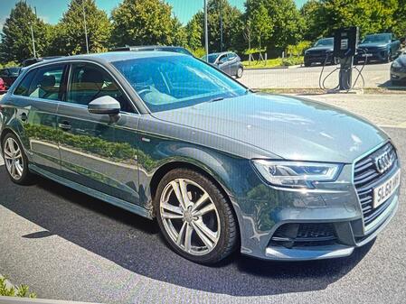 AUDI A3 1.0 TFSI 30 S line